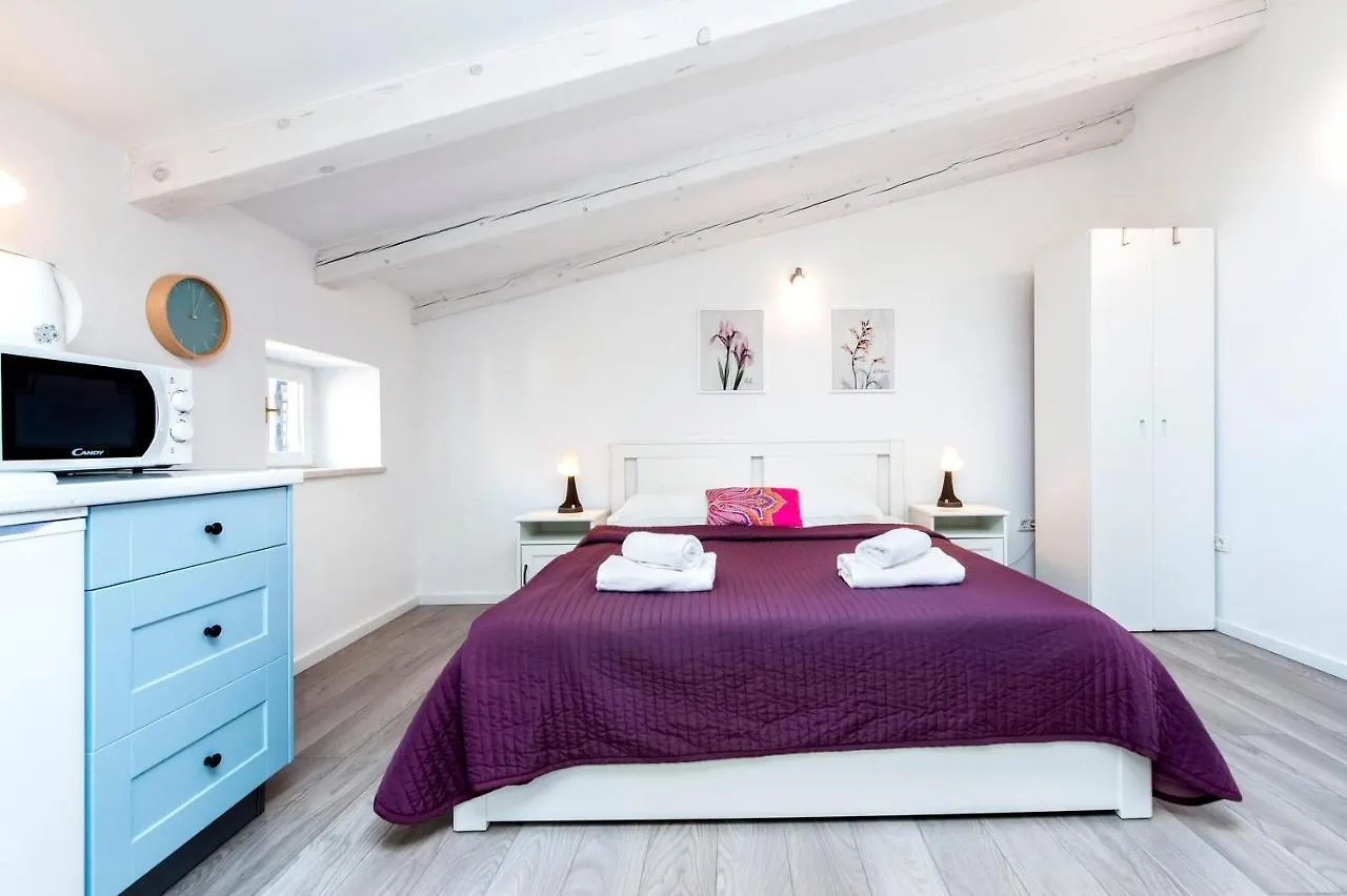 Apartment Cozy Garzoto Studios Rovinj